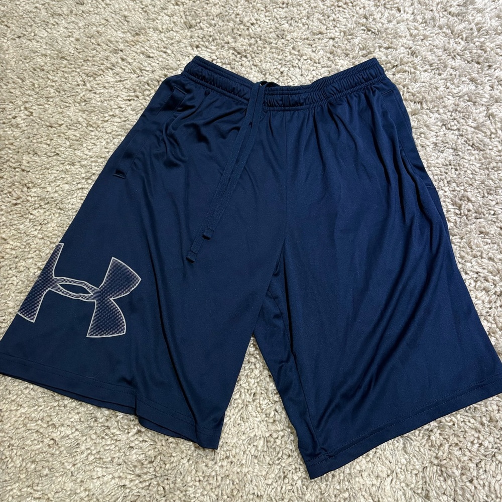 Under Armour Men's Navy Shorts With Pockets